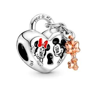 NWOT Mickey & Minnie Lock & Key Heart Disney x Pandora FIT Silver Charm